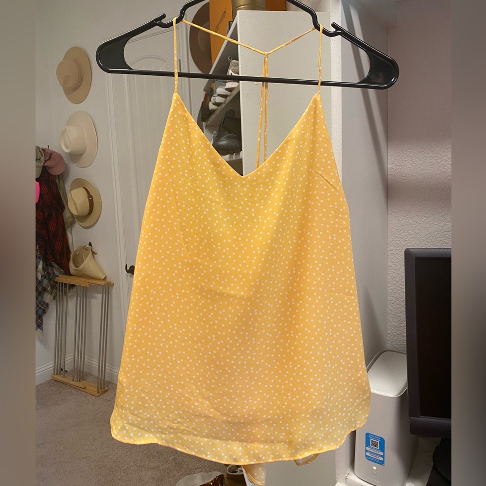 Yellow flowy tank